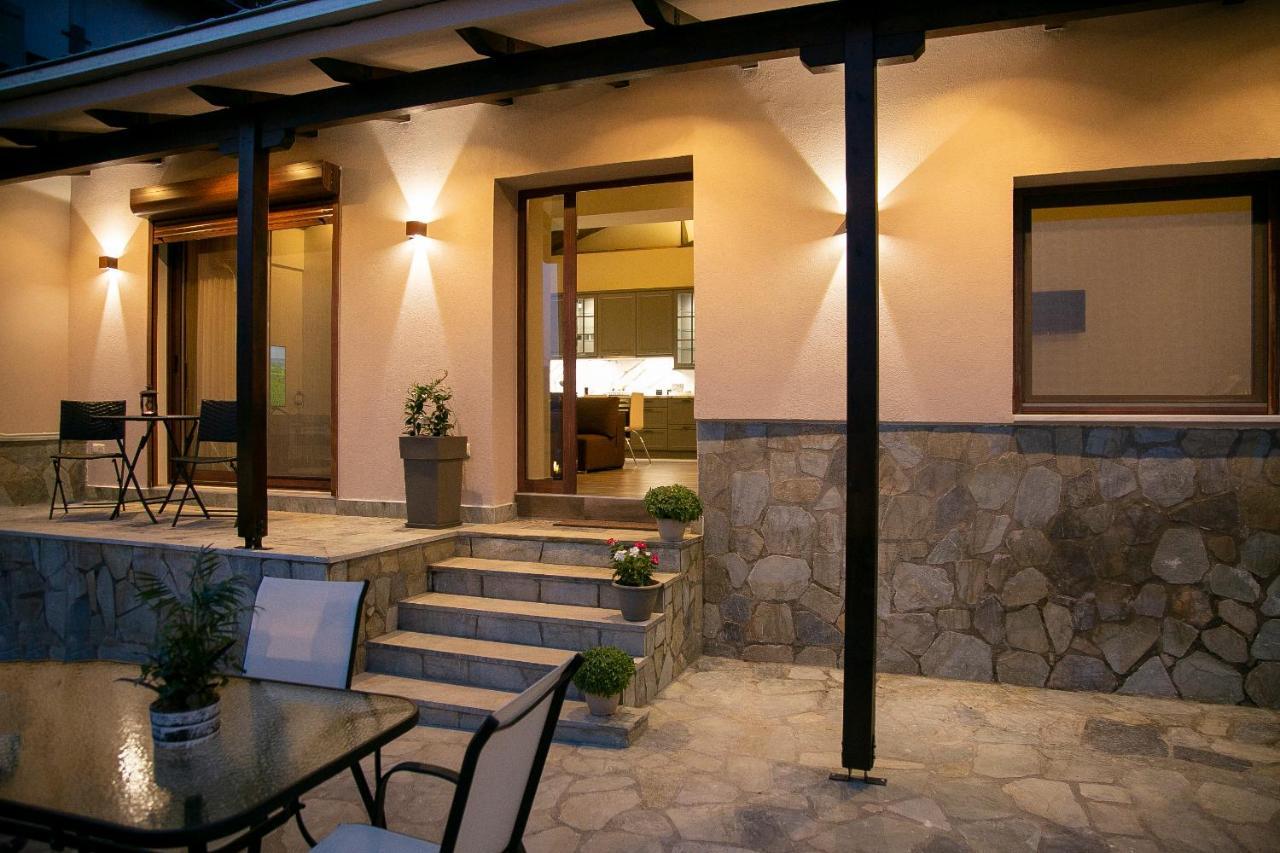 Under The Rocks Meteora Panoramic View Villa Kalambaka Extérieur photo